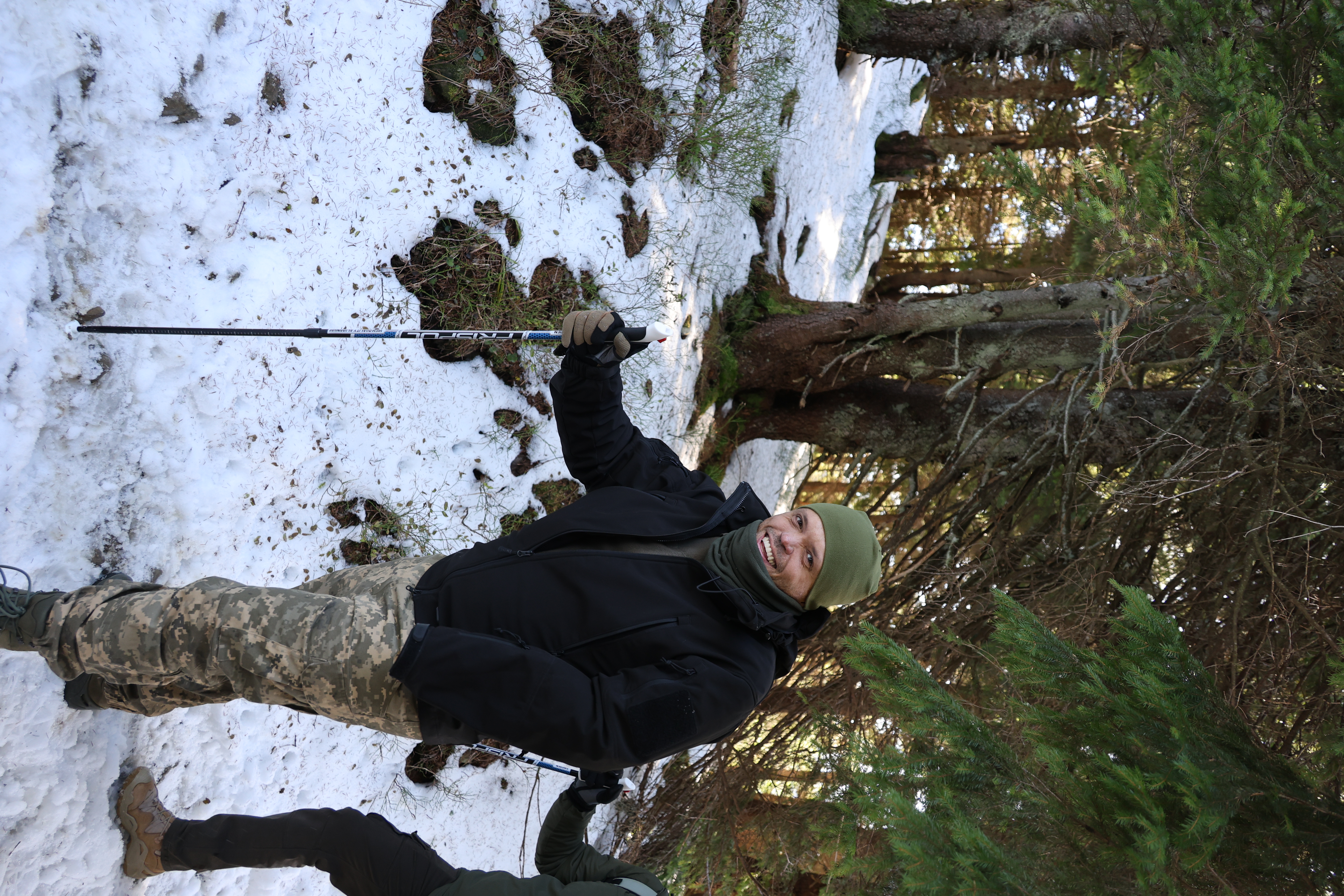 П’ятдесят ветеранів з Київської та Закарпатської областей підкорили Говерлу - фото 13