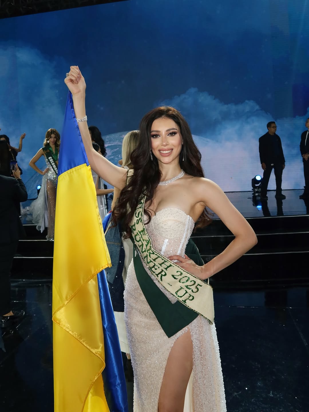 Українка здобула звання Віце Міс Земля на конкурсі краси. Фото - фото 3