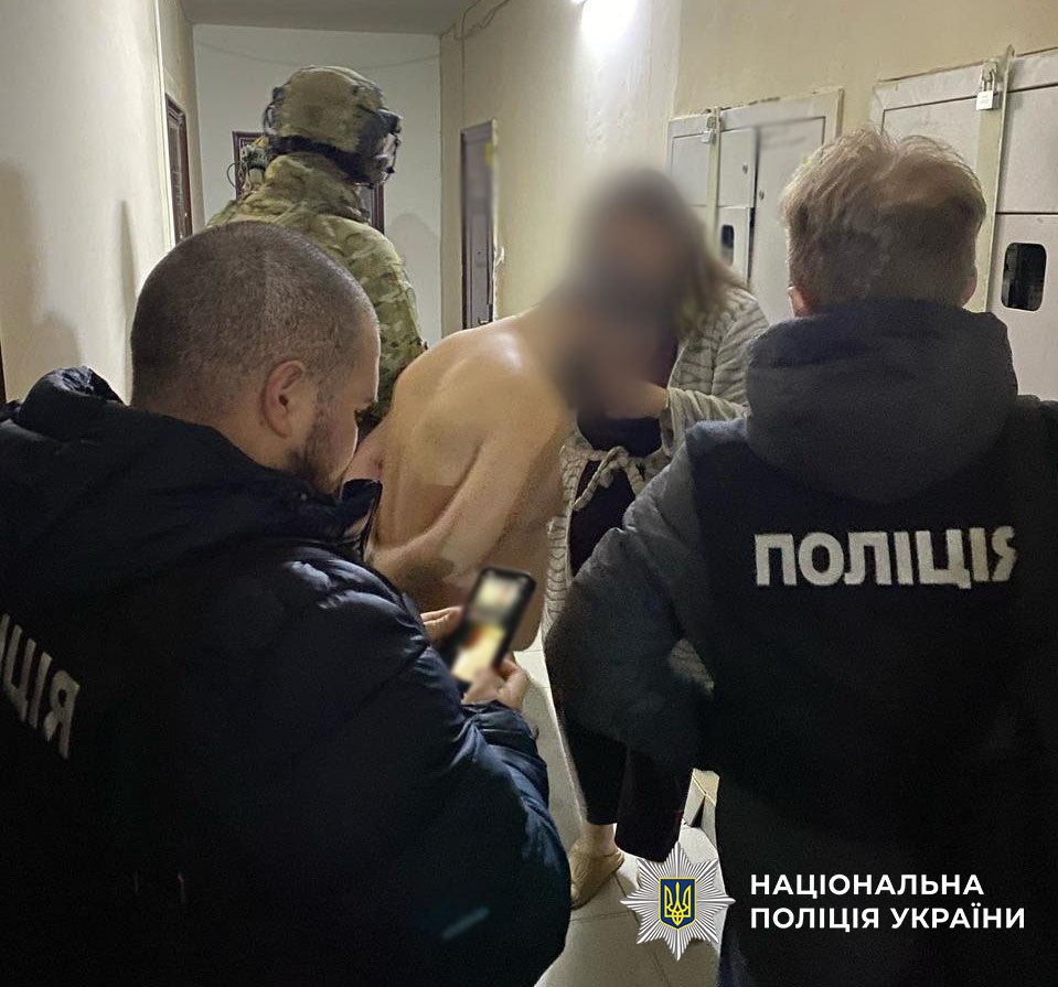 У столиці судитимуть членів організованої групи, які обкрадали помешкання заможних киян - фото 2