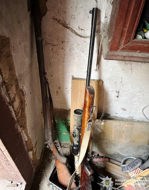 На Вінниччині чоловік зберігав вдома гранатомети й гранати - фото 2