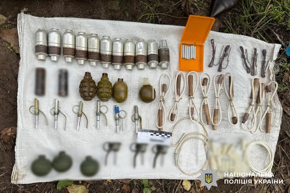 На Вінниччині чоловік зберігав вдома гранатомети й гранати