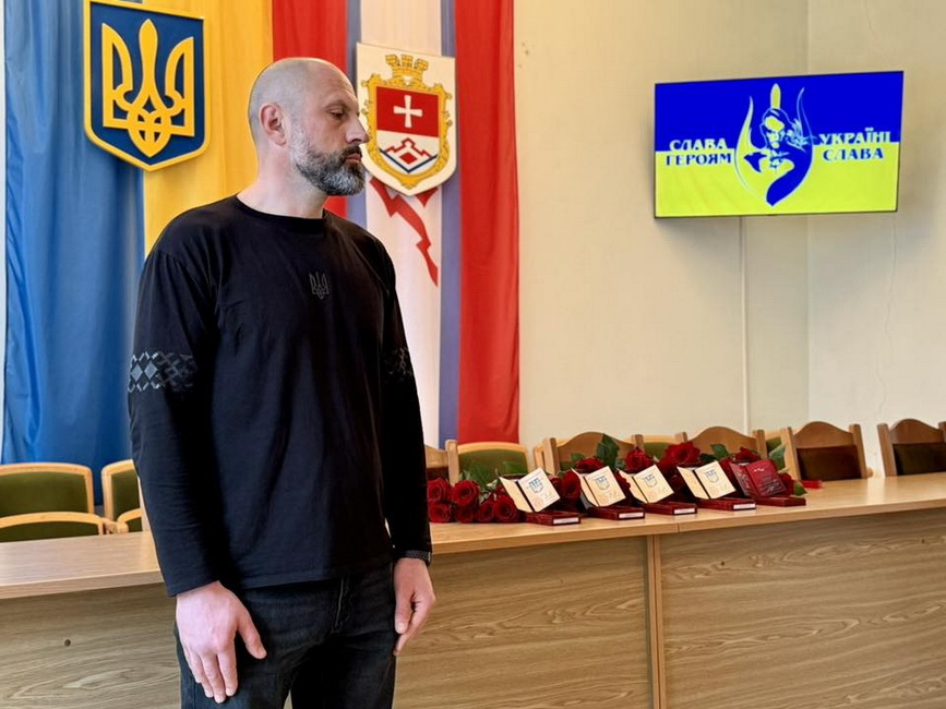 На Вінниччині передали родинам полеглих захисників військові відзнаки