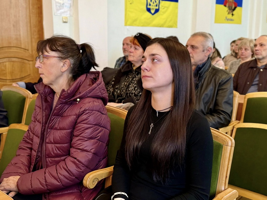 На Вінниччині передали родинам полеглих захисників військові відзнаки - фото 3