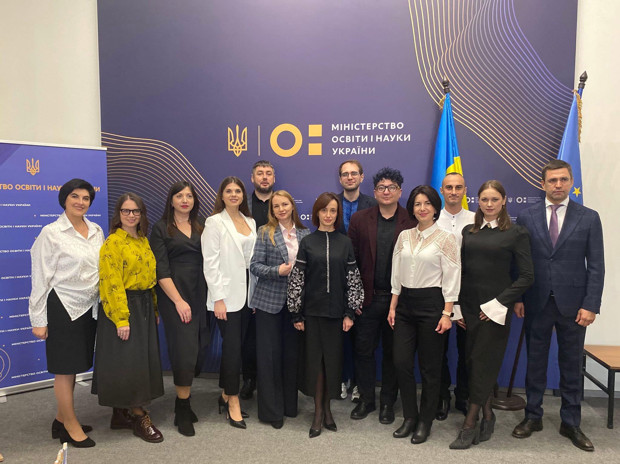 Вчителька зі Сміли увійшла до трійки кращих в Україні