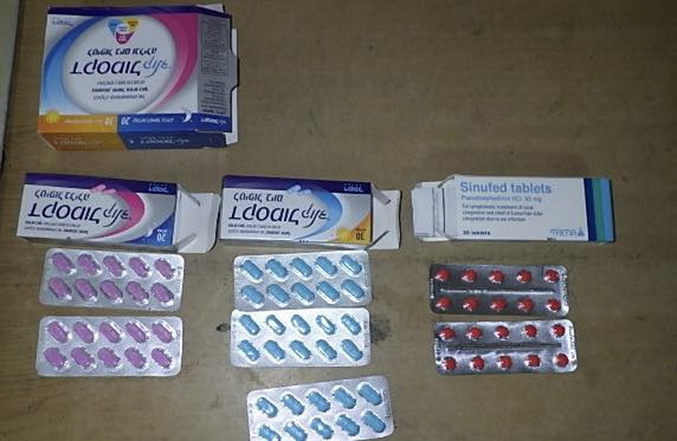 На Вінницькій митниці собака виявила в жінки психоактивні препарати - фото 3