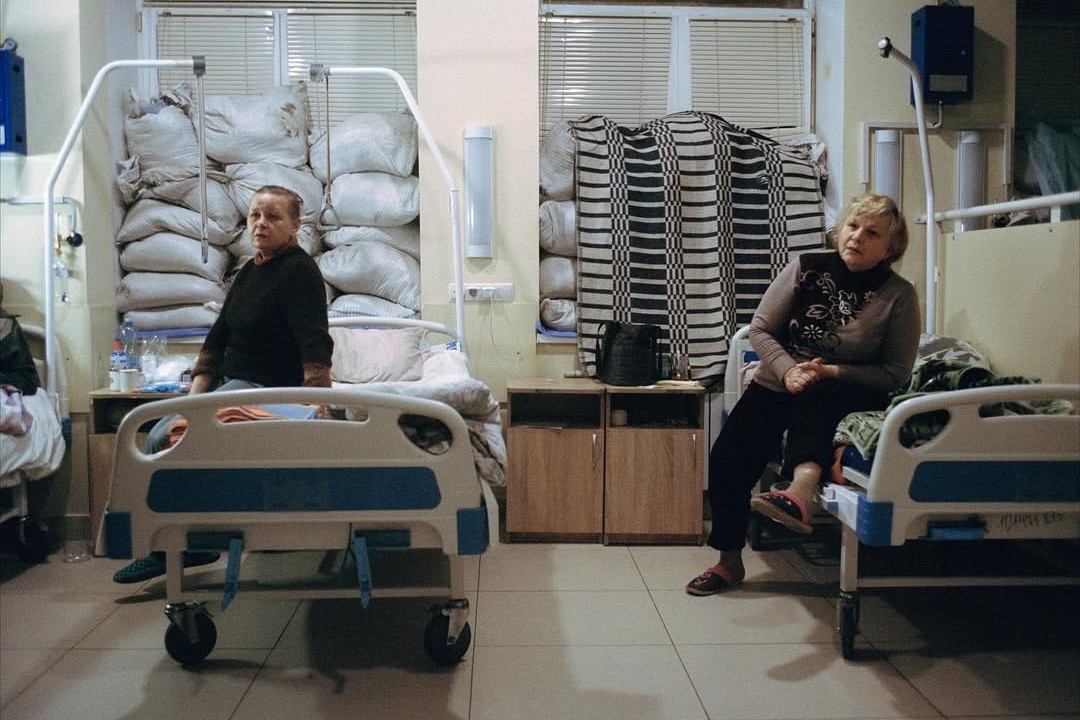 «Над головою пролітав дрон»: Анджеліна Джолі розповіла про поїздку до України - фото 3