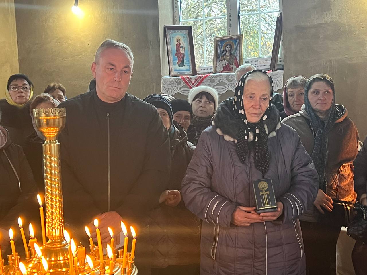 У церкві на Вінниччині освятили дзвони, які подарувала родина полеглого воїна - фото 4