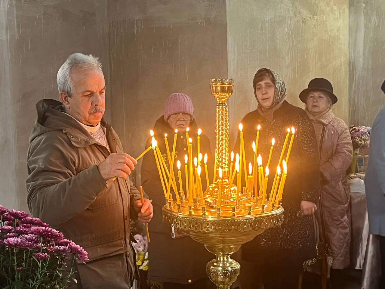 У церкві на Вінниччині освятили дзвони, які подарувала родина полеглого воїна - фото 5