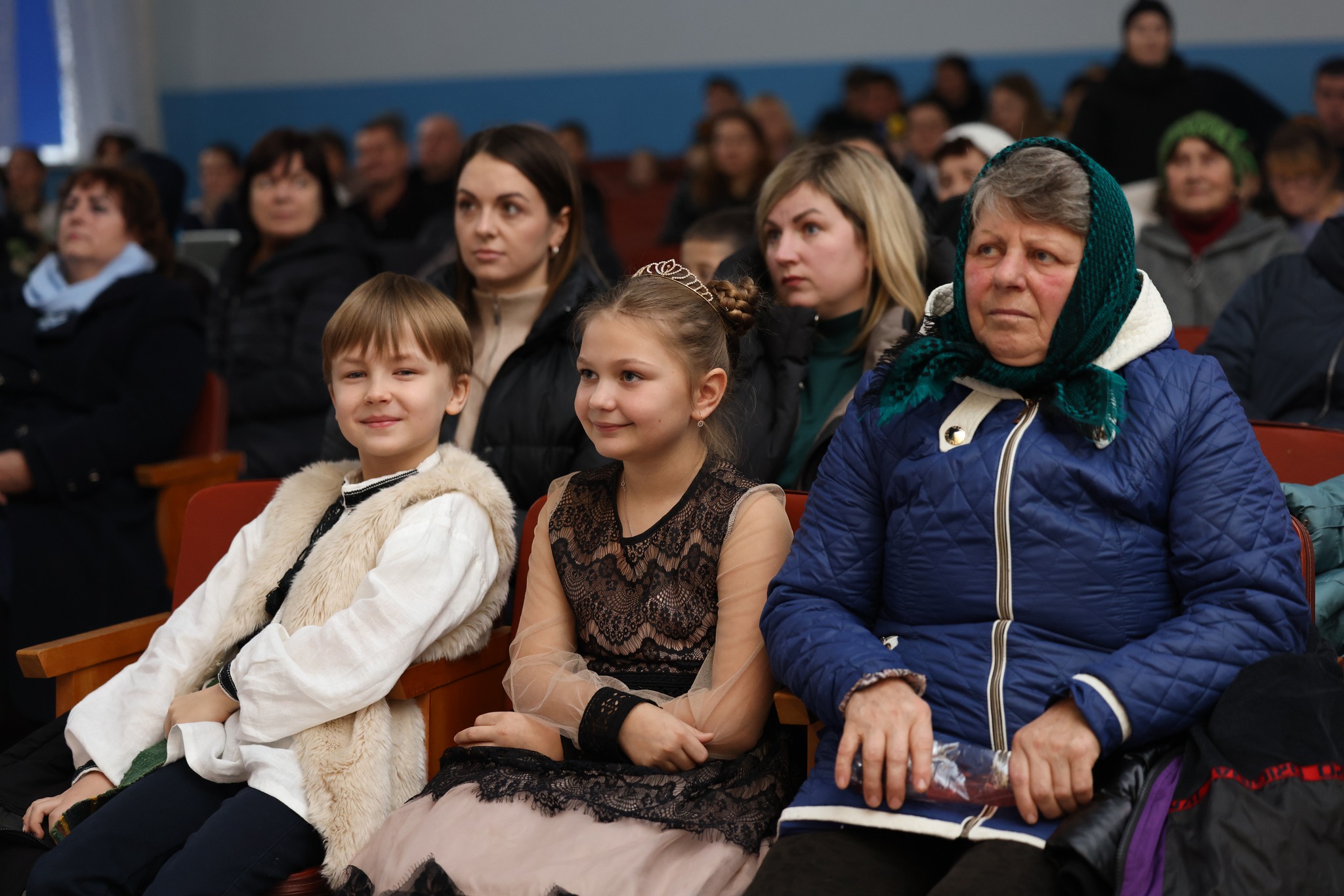 Понад 100 тис грн для ЗСУ зібрали на благодійному ярмаркові в селі на Вінниччині - фото 7