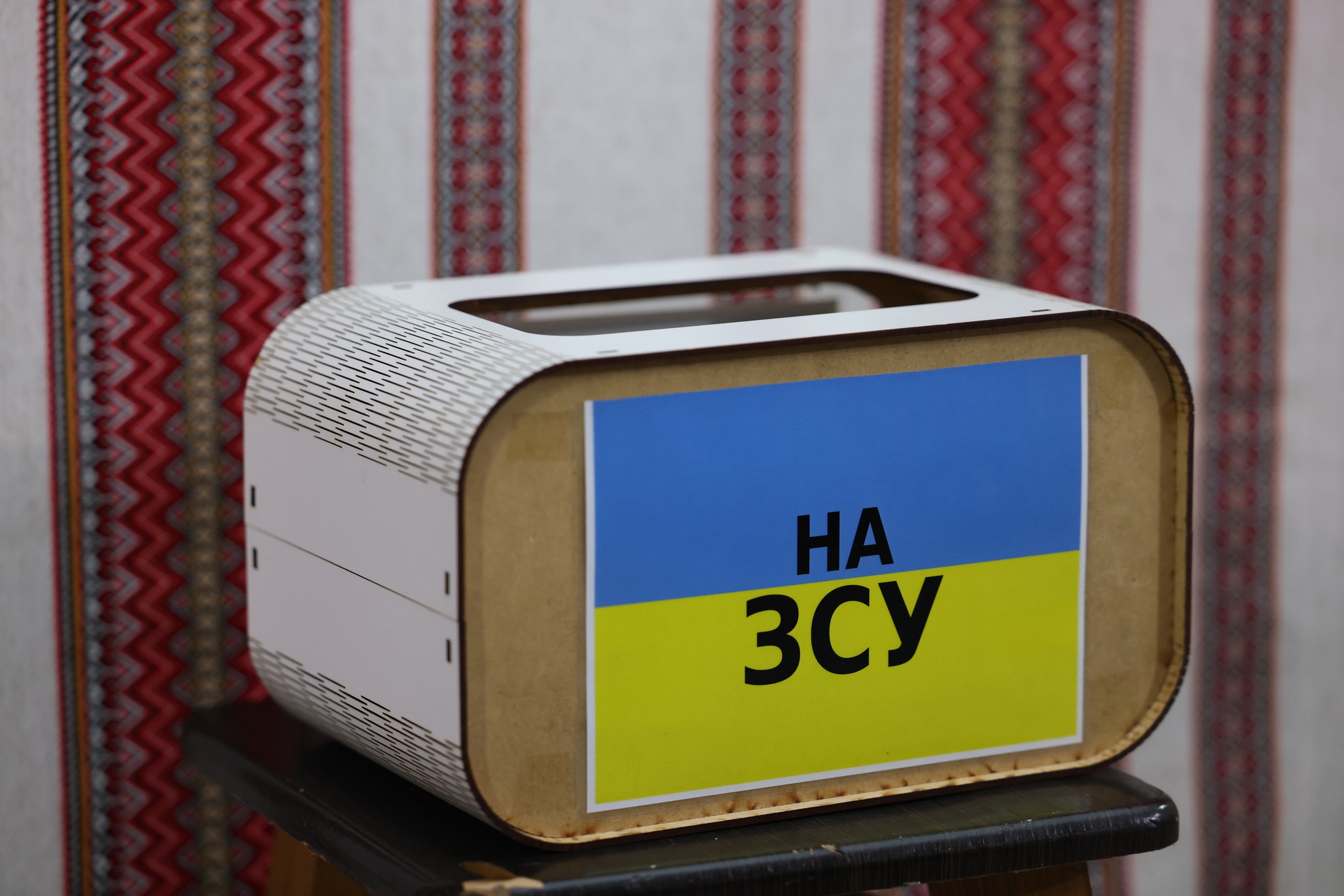 Понад 100 тис грн для ЗСУ зібрали на благодійному ярмаркові в селі на Вінниччині - фото 2