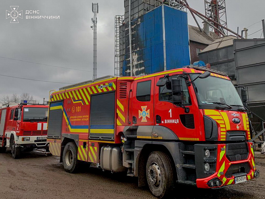 У Вінницькому районі горіла зерносушарка - фото 2