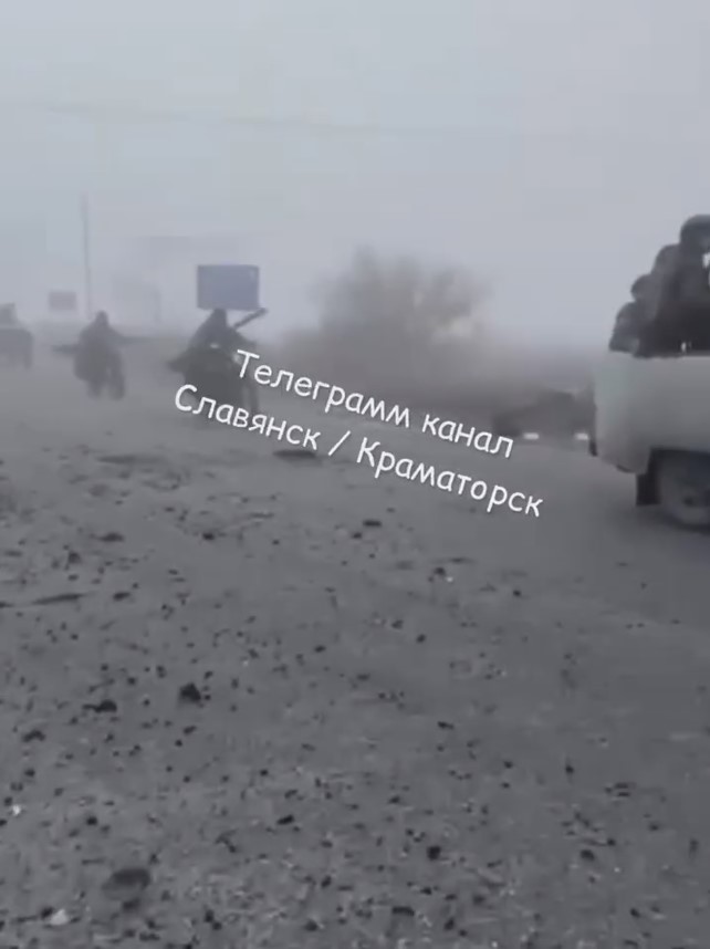 Публікують відео, як росіяни заходять у Покровськ. Що відомо про ситуацію в місті? - фото 3