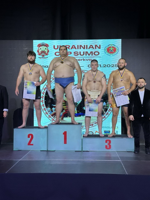 Вінницькі сумоїсти вибороли 12 нагород на змаганнях за Кубок України