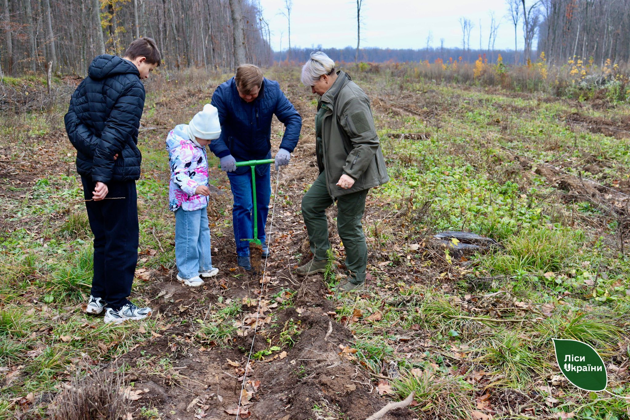 «Ліс пам’яті» на честь загиблого воїна-лісівника висадили на Вінниччині