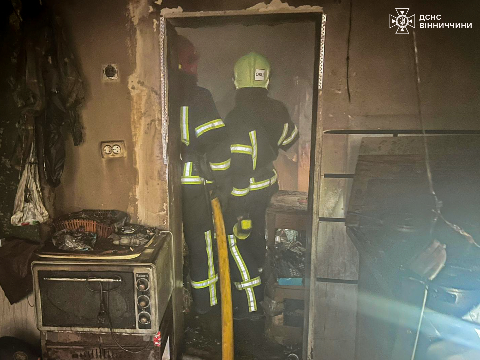 У Вінниці через зарядний пристрій в розетці загорілася хата
