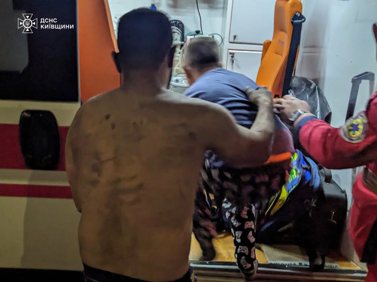 В квартирі на Київщині вибухнув зарядний пристрій: постраждала родина з двома дітьми