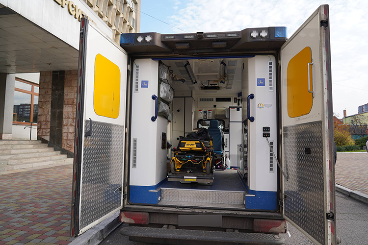 Черкаський національний університет допомагає студентам та випускникам на передовій - фото 2