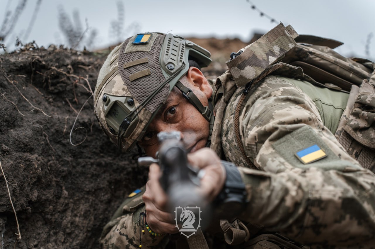 Колумбійці воюють у складі ЗСУ на Сумщині. Фото - фото 4