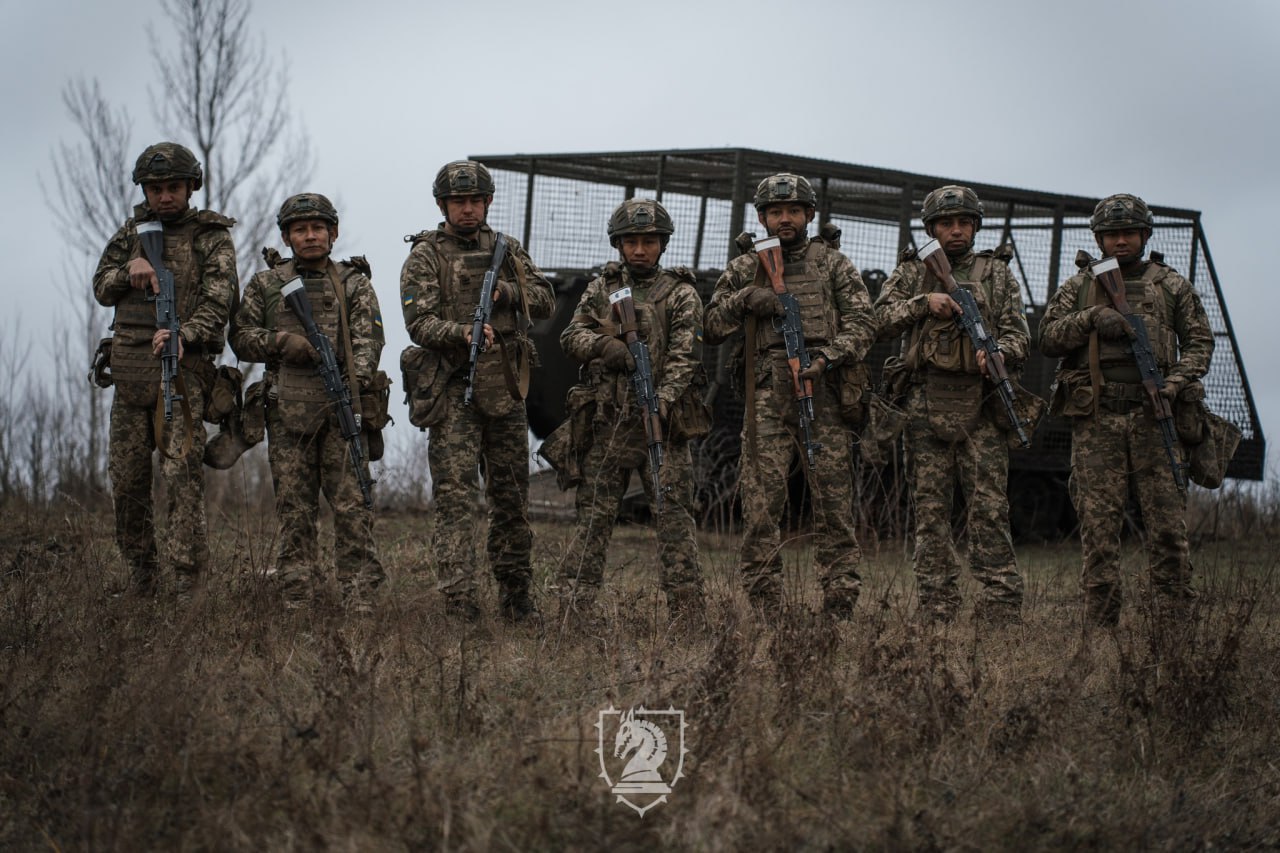 Колумбійці воюють у складі ЗСУ на Сумщині. Фото - фото 6