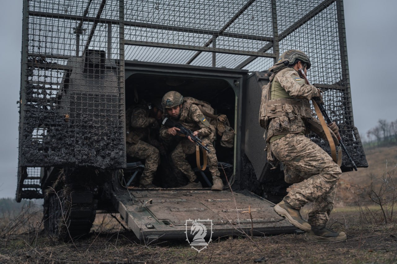 Колумбійці воюють у складі ЗСУ на Сумщині. Фото - фото 9