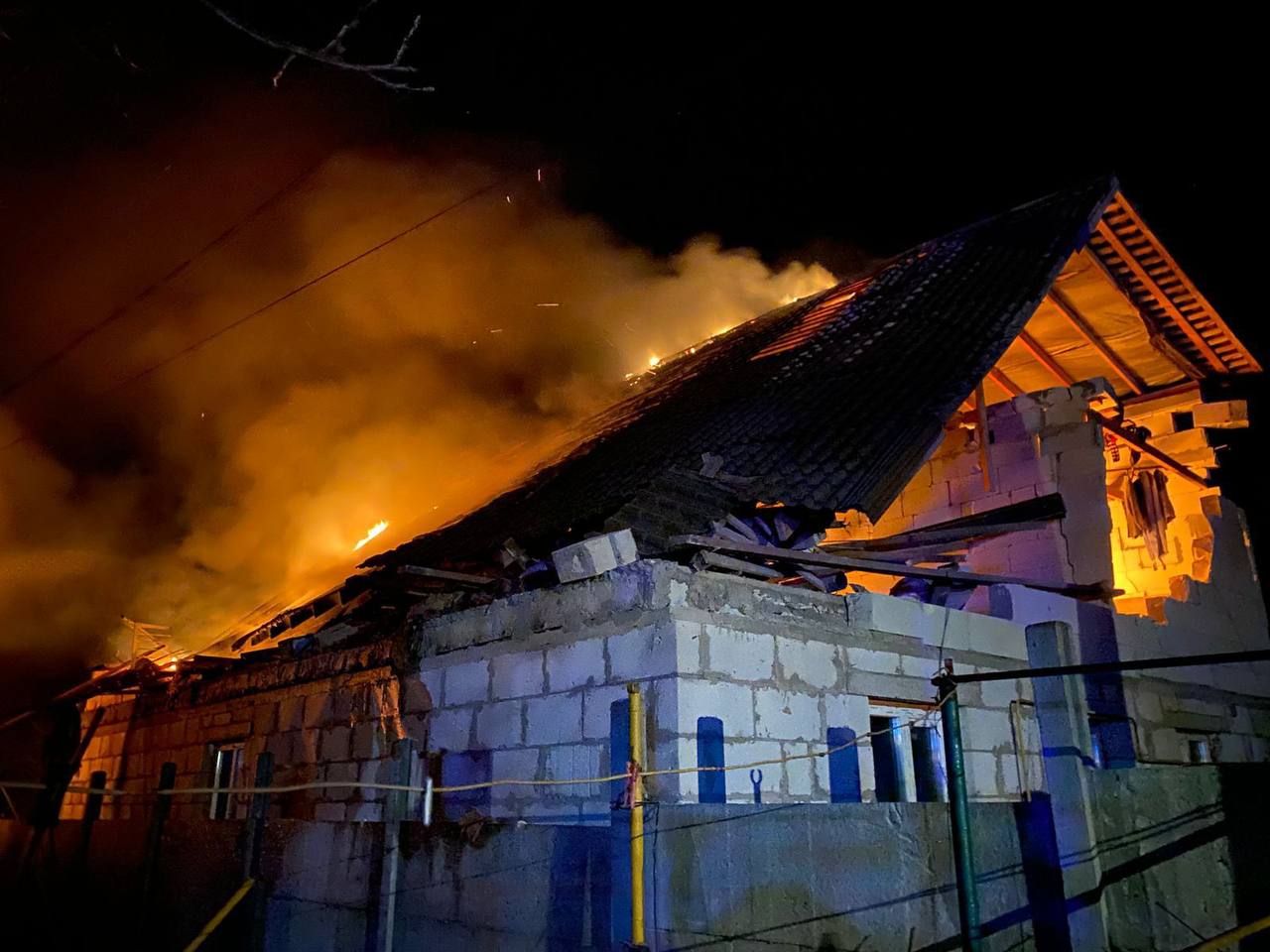 У п’яти районах Київщини фіксують наслідки ракетної атаки РФ - фото 4