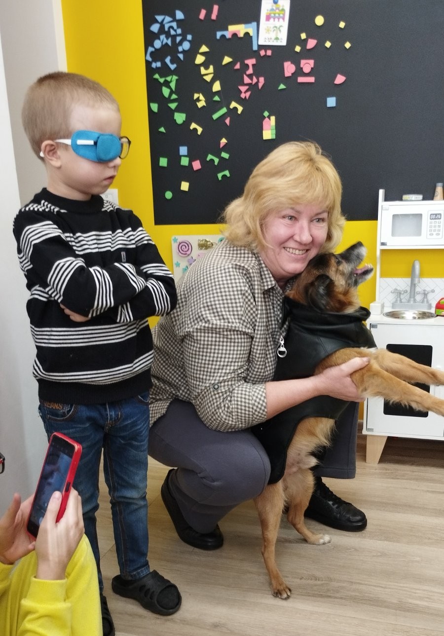 Італійський письменник завітав до малюків, які на лікуванні у Вінницькій дитячій обласній - фото 4