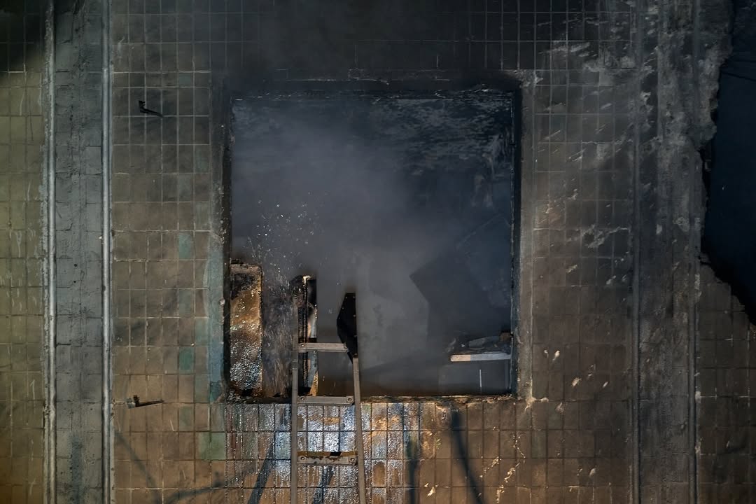 Під час атаки на Київ уламки дрона пошкодили будинок Ліберових - фото 4