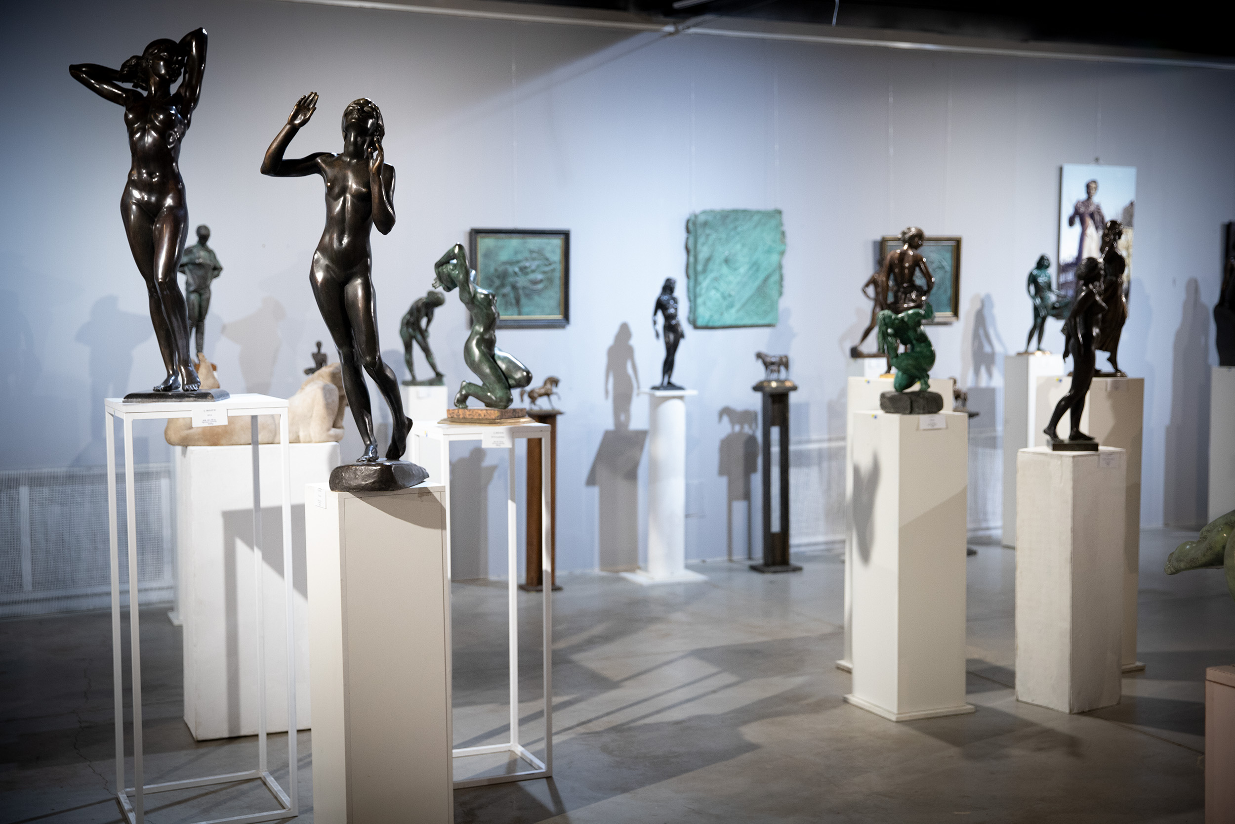 Автор монумента Незалежності України на Майдані презентував виставку у Києві