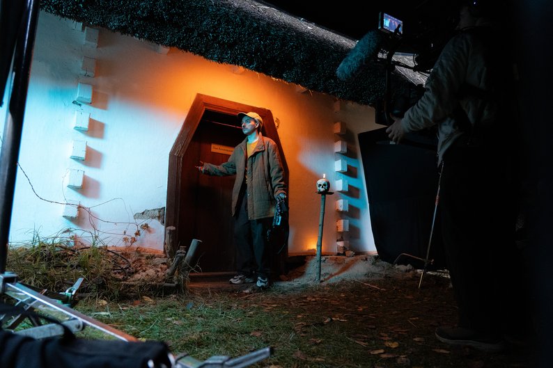 Стендап-комік з Вінниччини став режисером різдвяного мюзиклу «Жив пес Сірко» - фото 2