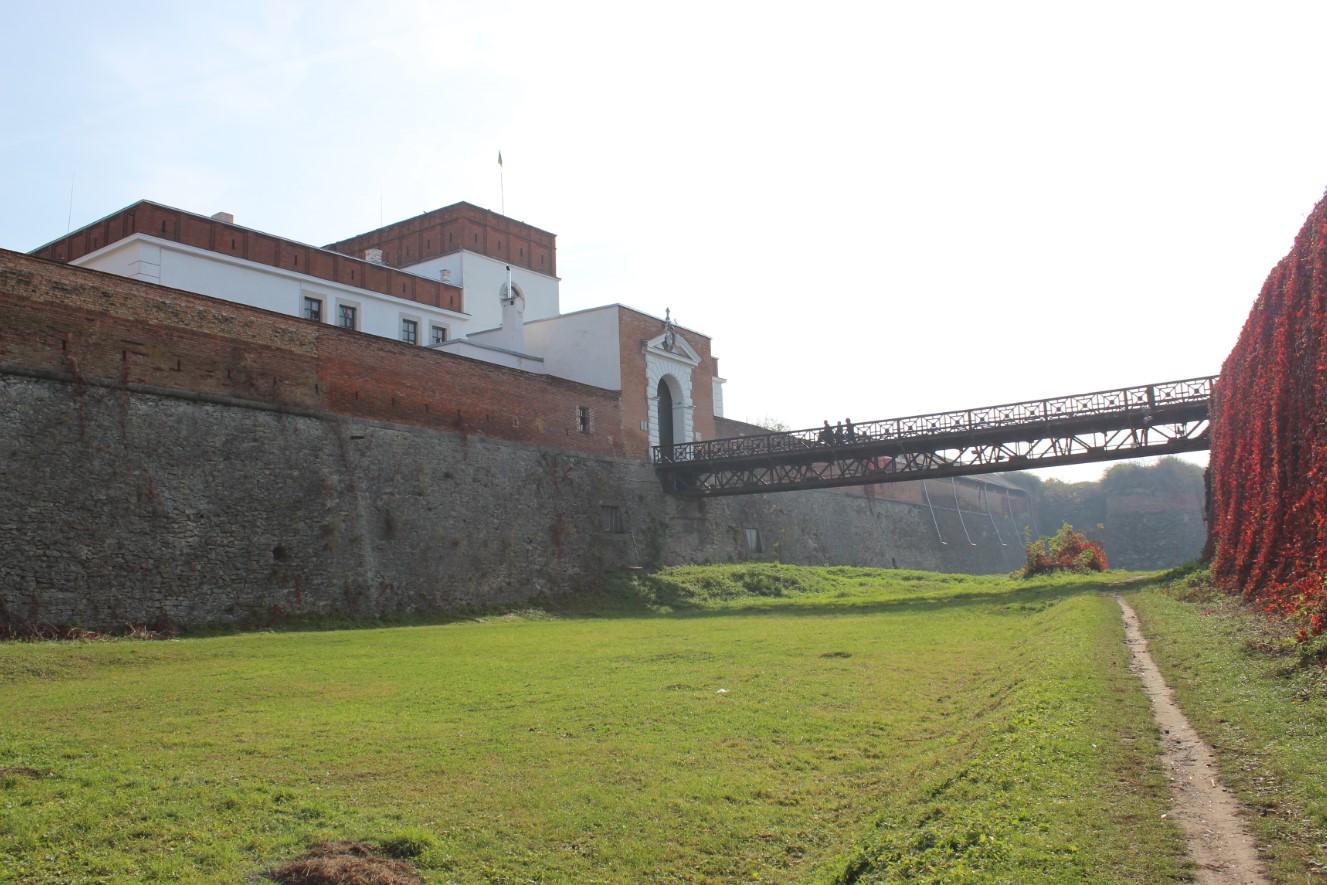 Фортеця з повісті «Тарас Бульба»: таємниці і привиди Дубенського замку - фото 6