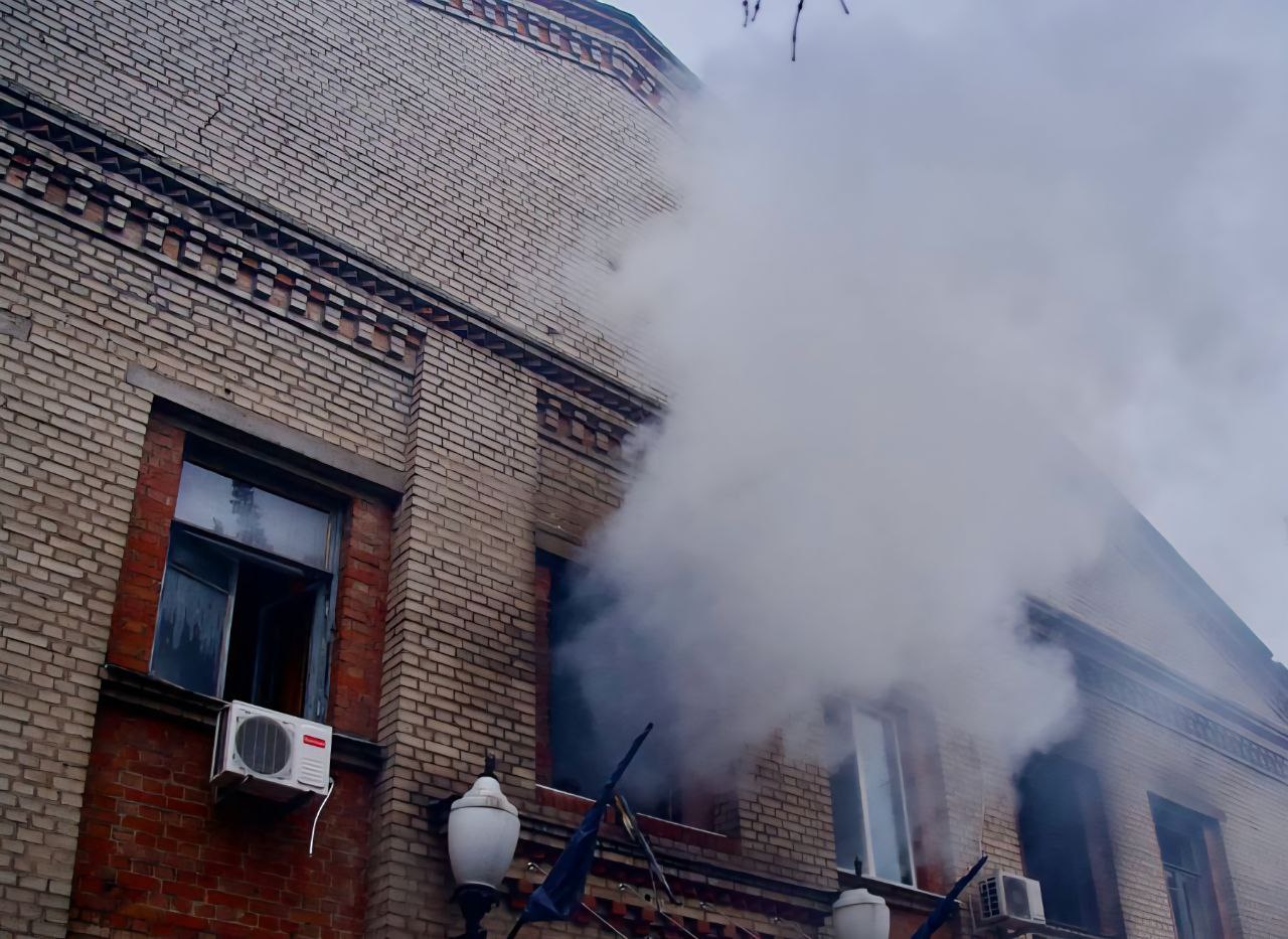 Дрони атакували приміське депо у Дніпрі. Фото - фото 4