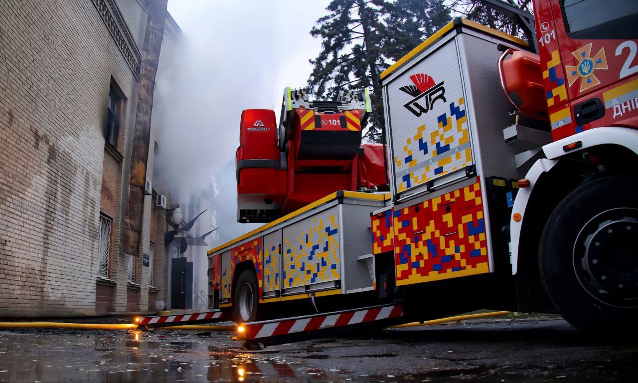 Дрони атакували приміське депо у Дніпрі. Фото - фото 5