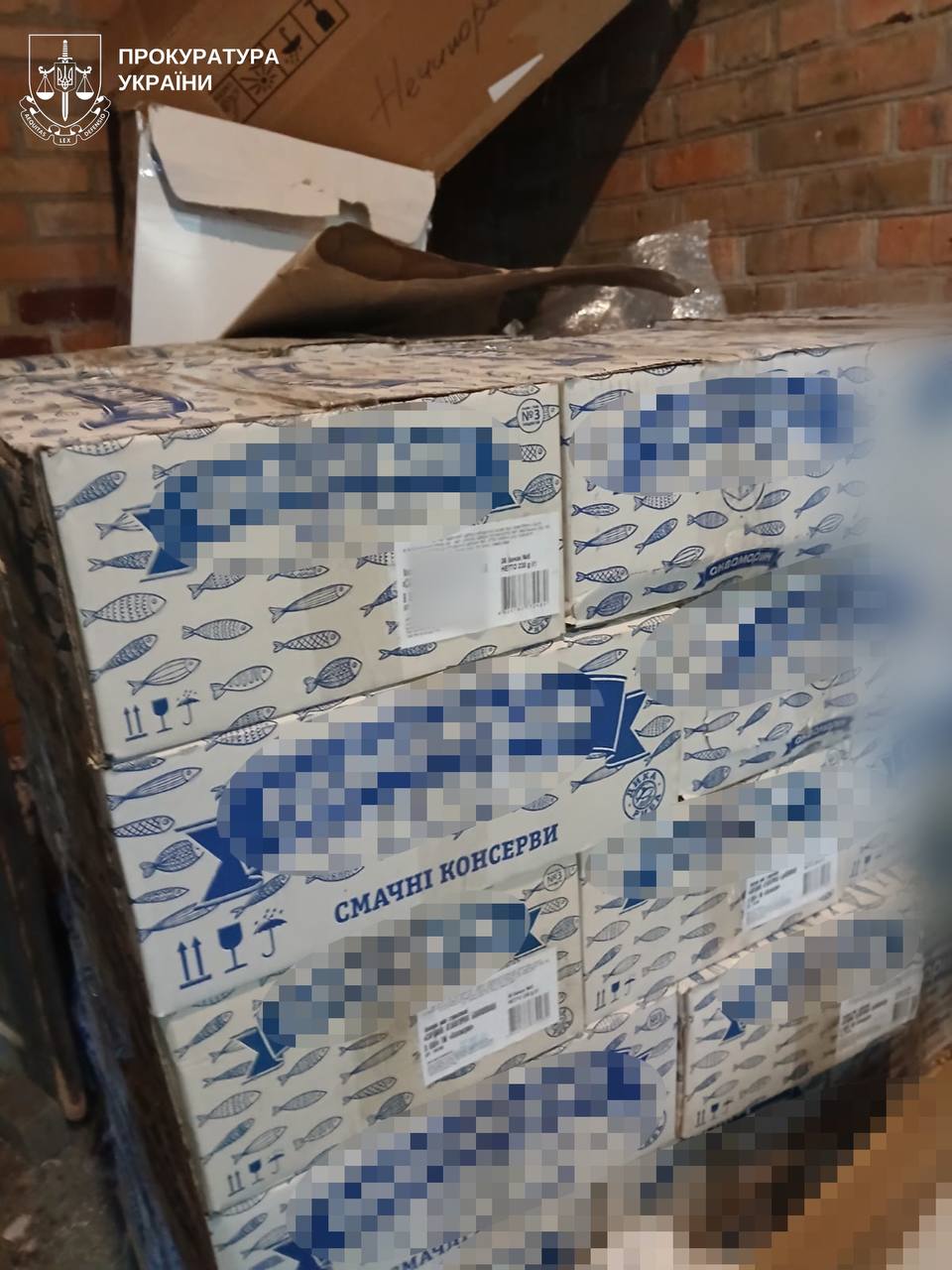 Контрафактні пластівці, консерви й згущене молоко: на Київщині ліквідували підпільне виробництво - фото 2