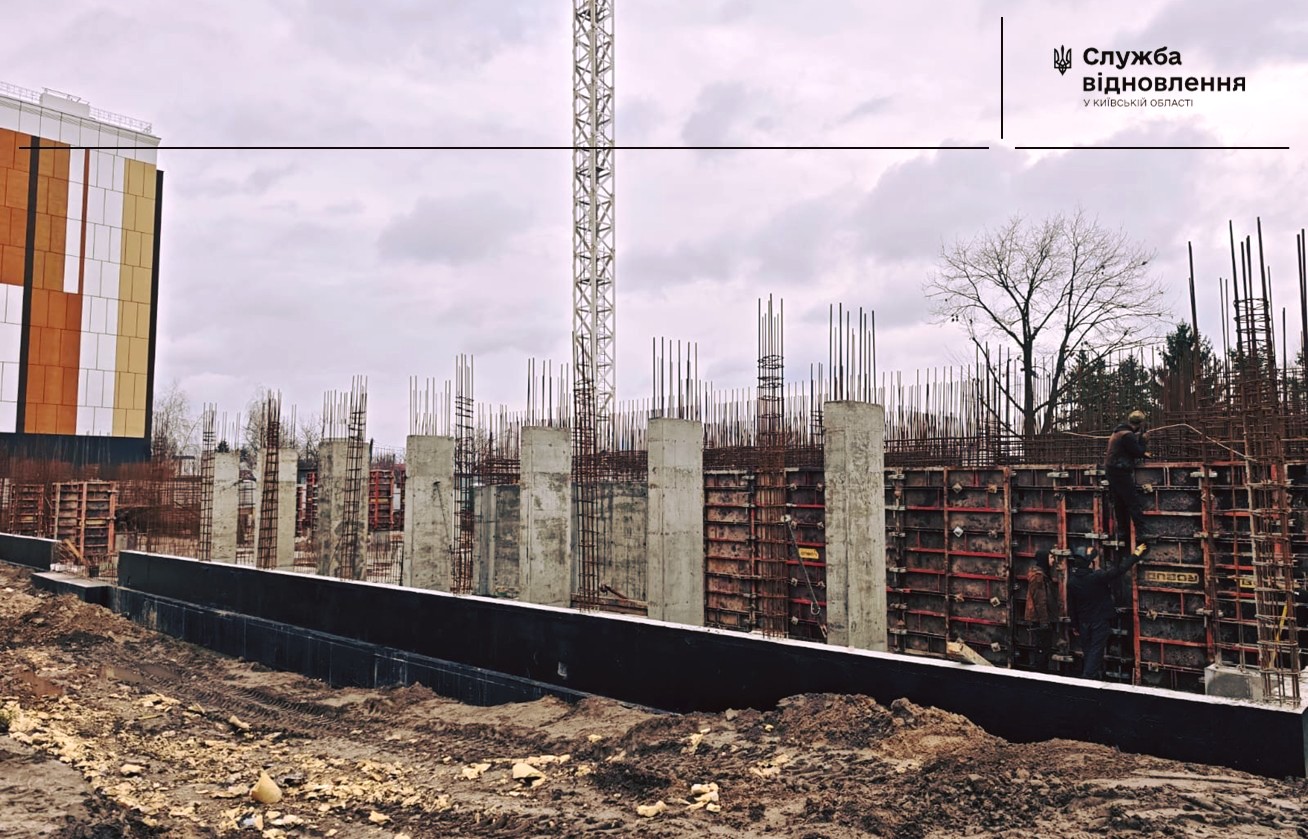 У Бородянці зводять новий 9-поверховий будинок - фото 3