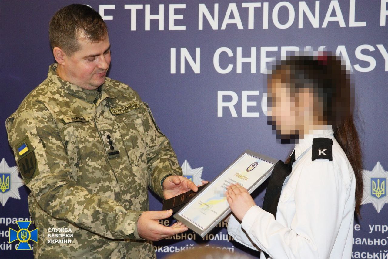 СБУ відзначила 3 учнів з Черкащини, які «зірвали» спроби фсб завербувати їх