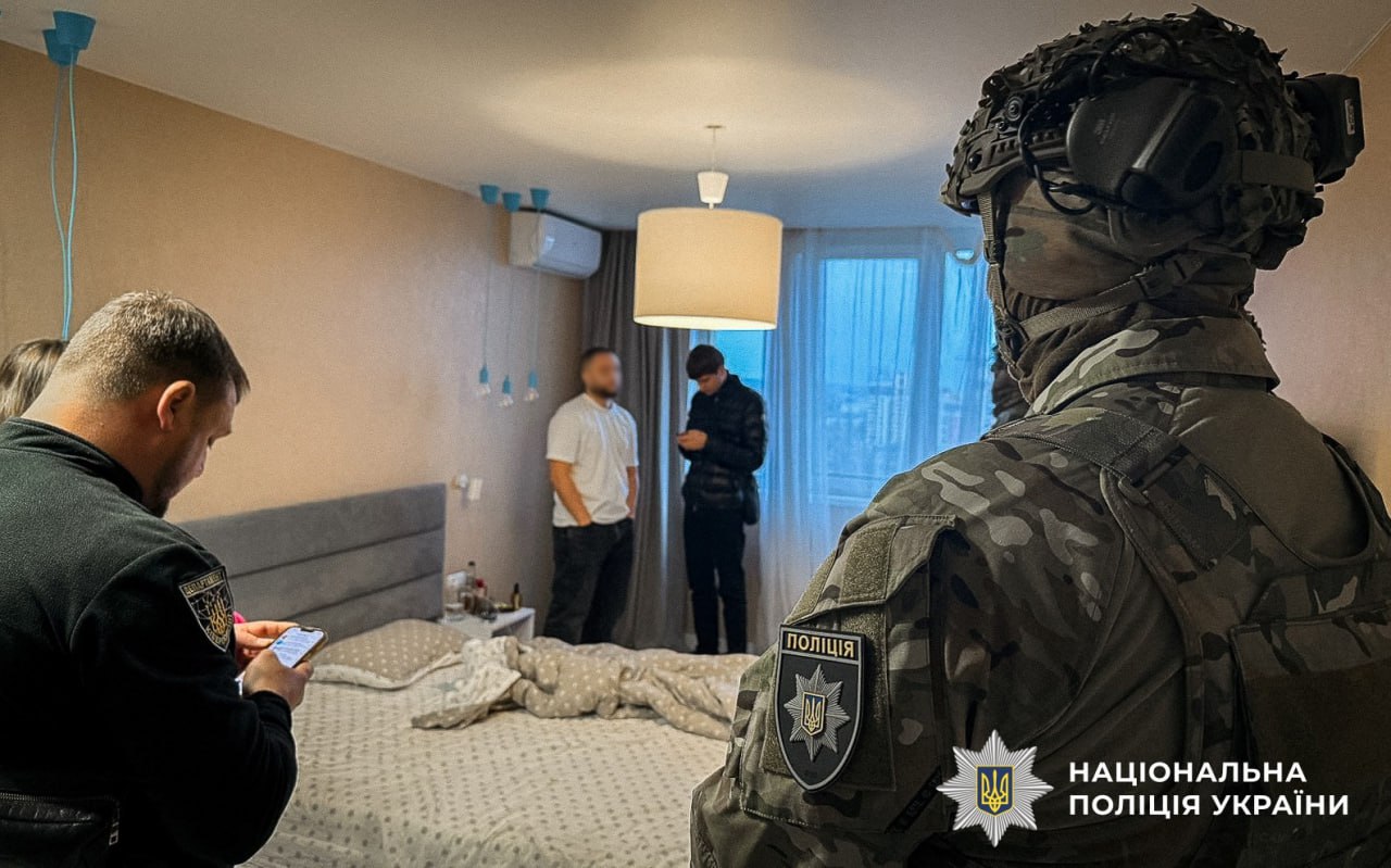 У столиці викрили кол-центр, що видурив у інвесторів понад 8,2 млн грн - фото 3