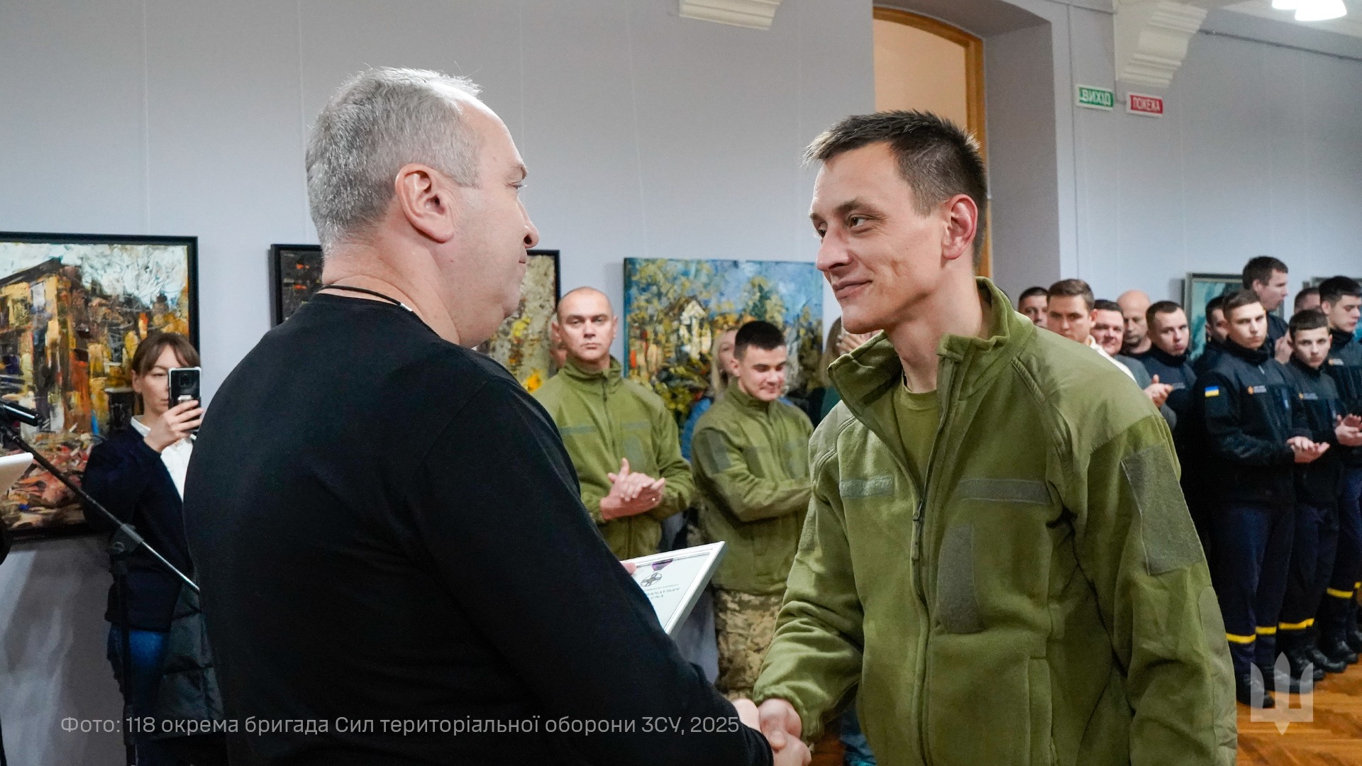 На Черкащині нагородили захисників, які повернулися додому з полону - фото 5