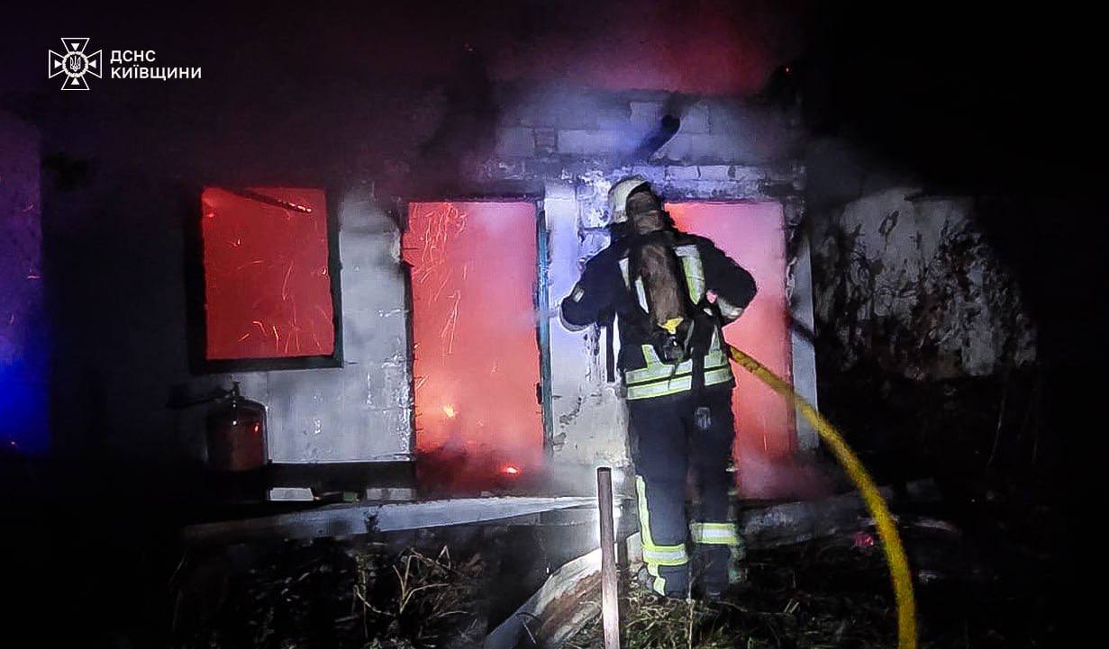 На Бориспільщині внаслідок пожежі загинув чоловік - фото 2