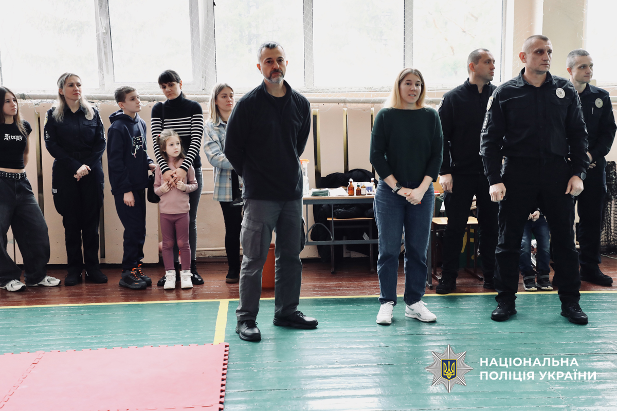У Черкасах вшанували пам’ять загиблих поліцейських та провели чемпіонат з бойового мистецтва - фото 2