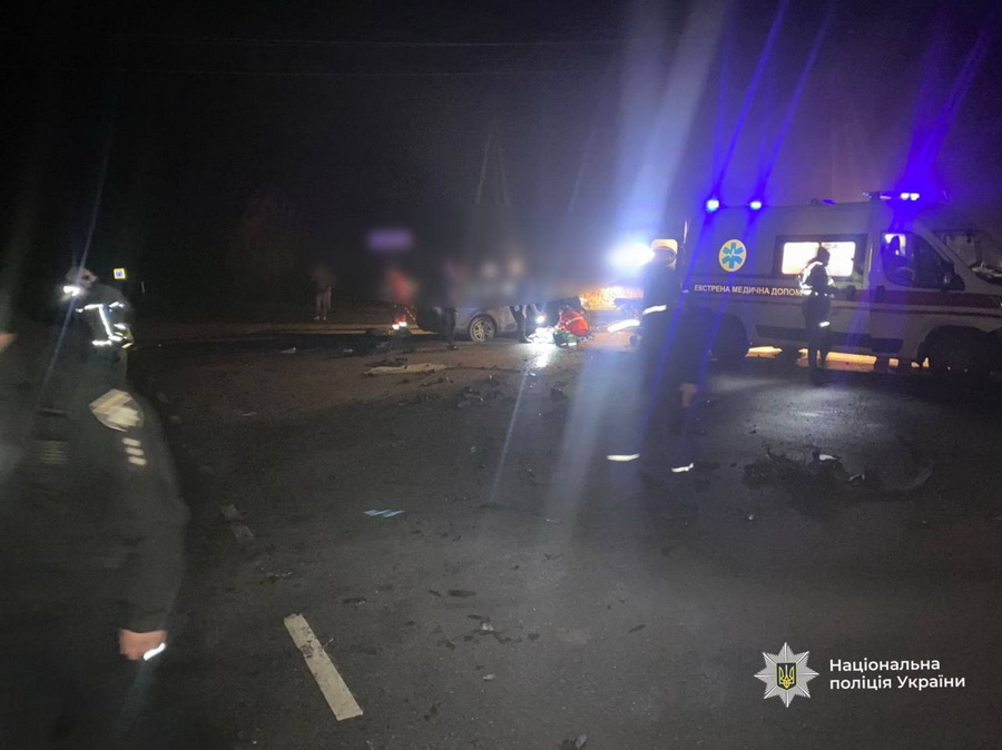 Двоє дітей й троє дорослих постраждали в аварії на Вінниччині