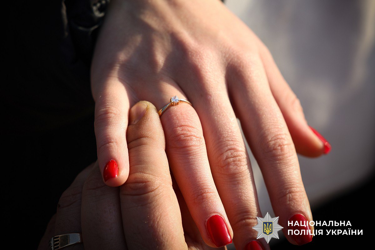 Боєць «Люті» оригінально освідчився коханій на Миколаївщині - фото 3