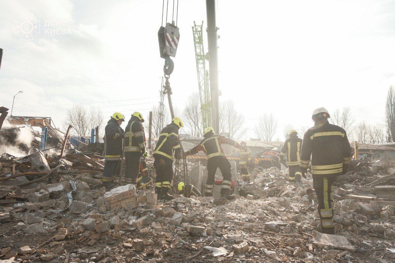 Київ після атаки РФ: фото