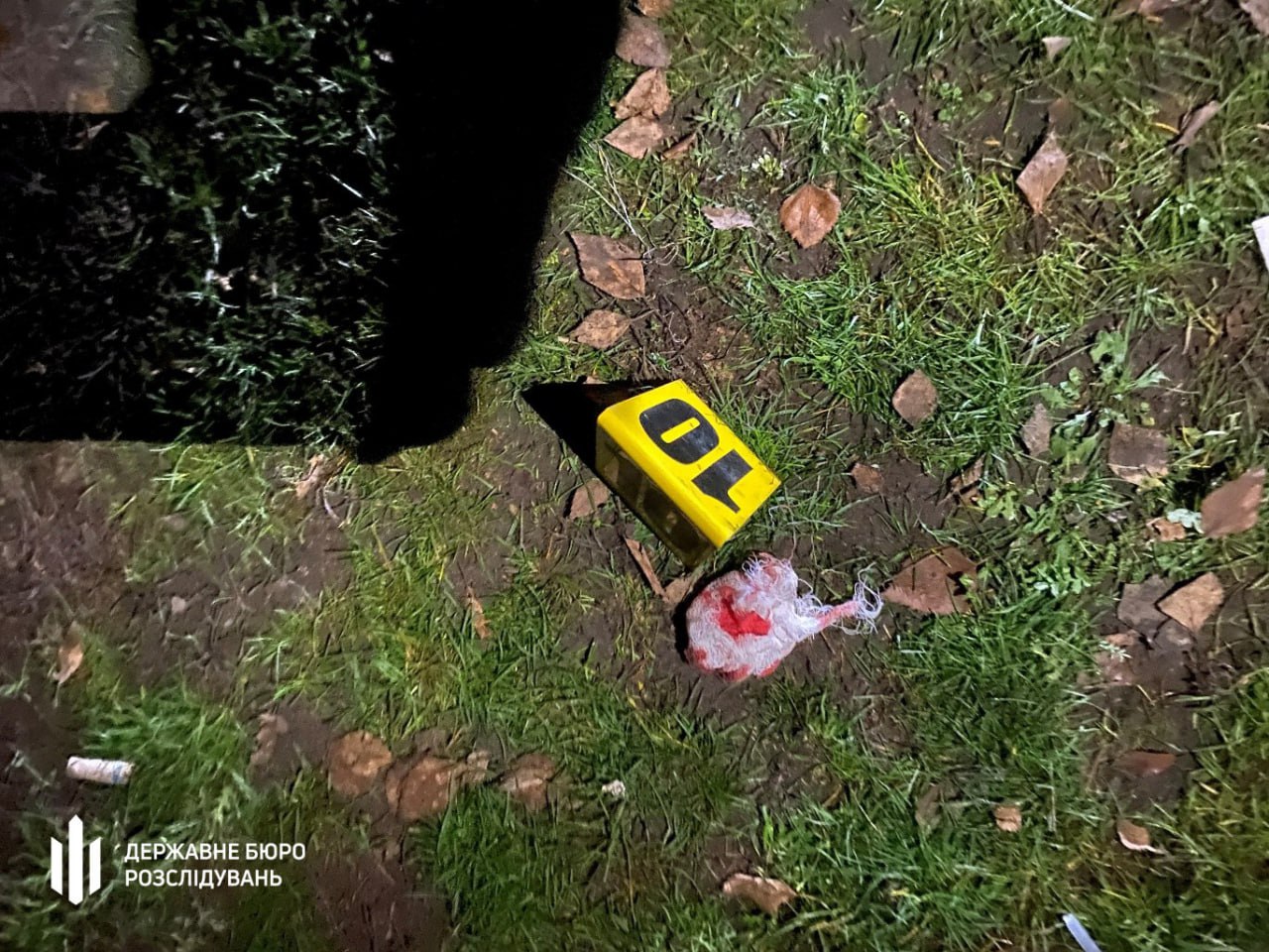 Поблизу Запоріжжя сильно п’яний правоохоронець поранив із табельної зброї трьох військових - фото 2