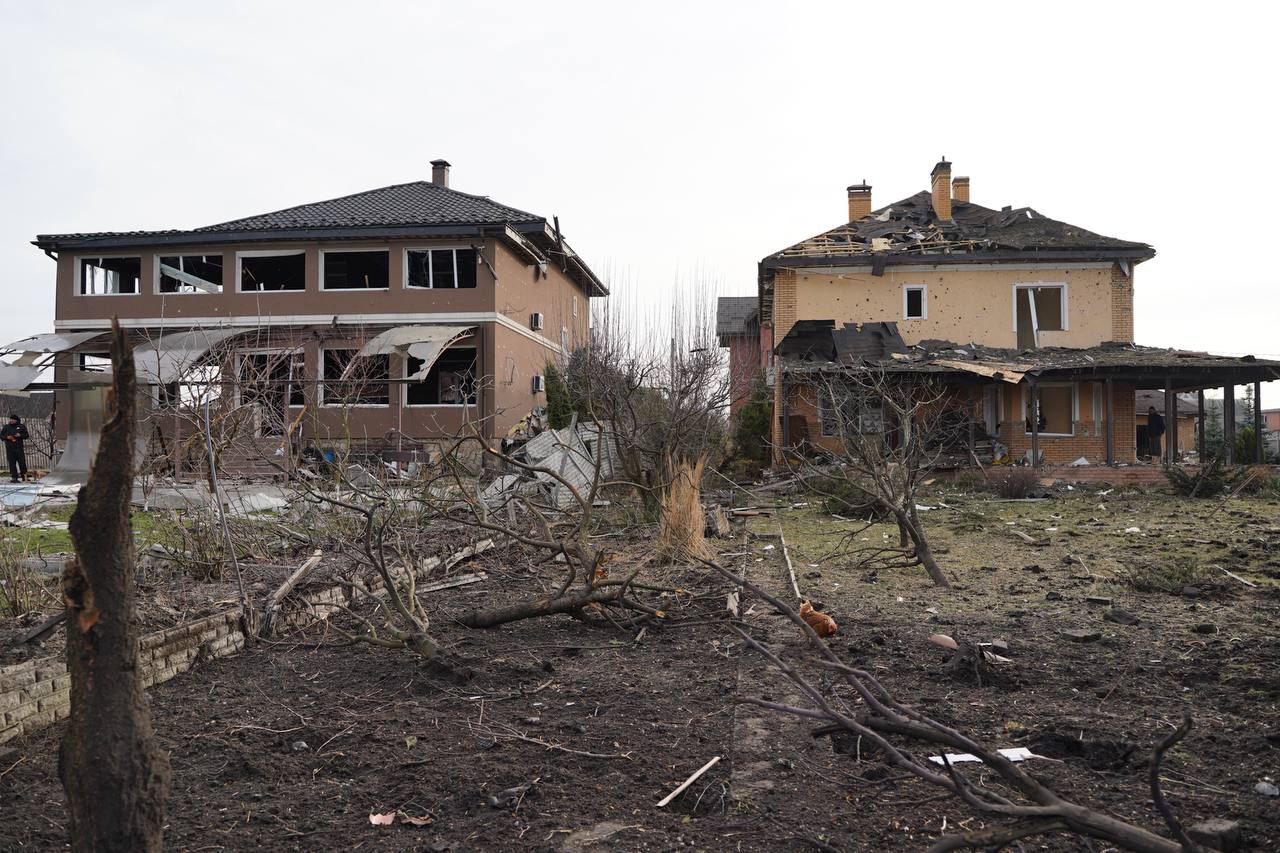 Уламкові поранення та опіки: в якому стані зараз постраждалі на Київщині - фото 10