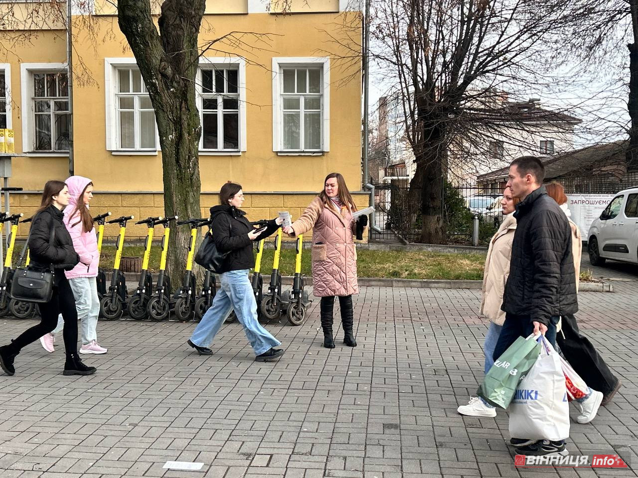 «Річ у тім»: акцію проти домашнього насильства провели правоохоронці у Вінниці - фото 6