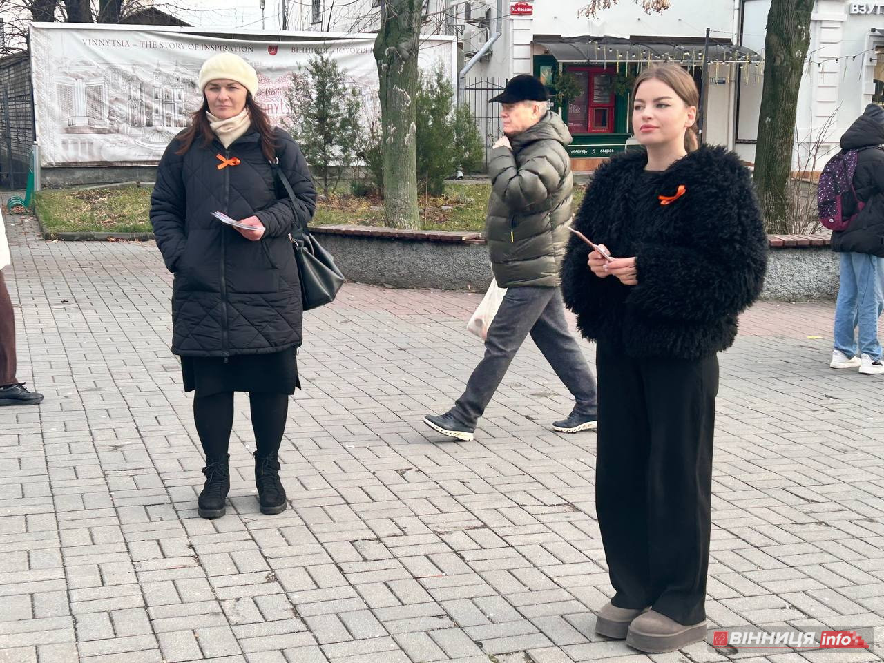 «Річ у тім»: акцію проти домашнього насильства провели правоохоронці у Вінниці - фото 7