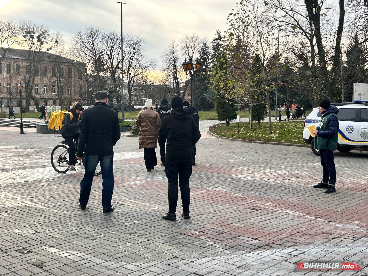 «Річ у тім»: акцію проти домашнього насильства провели правоохоронці у Вінниці - фото 9
