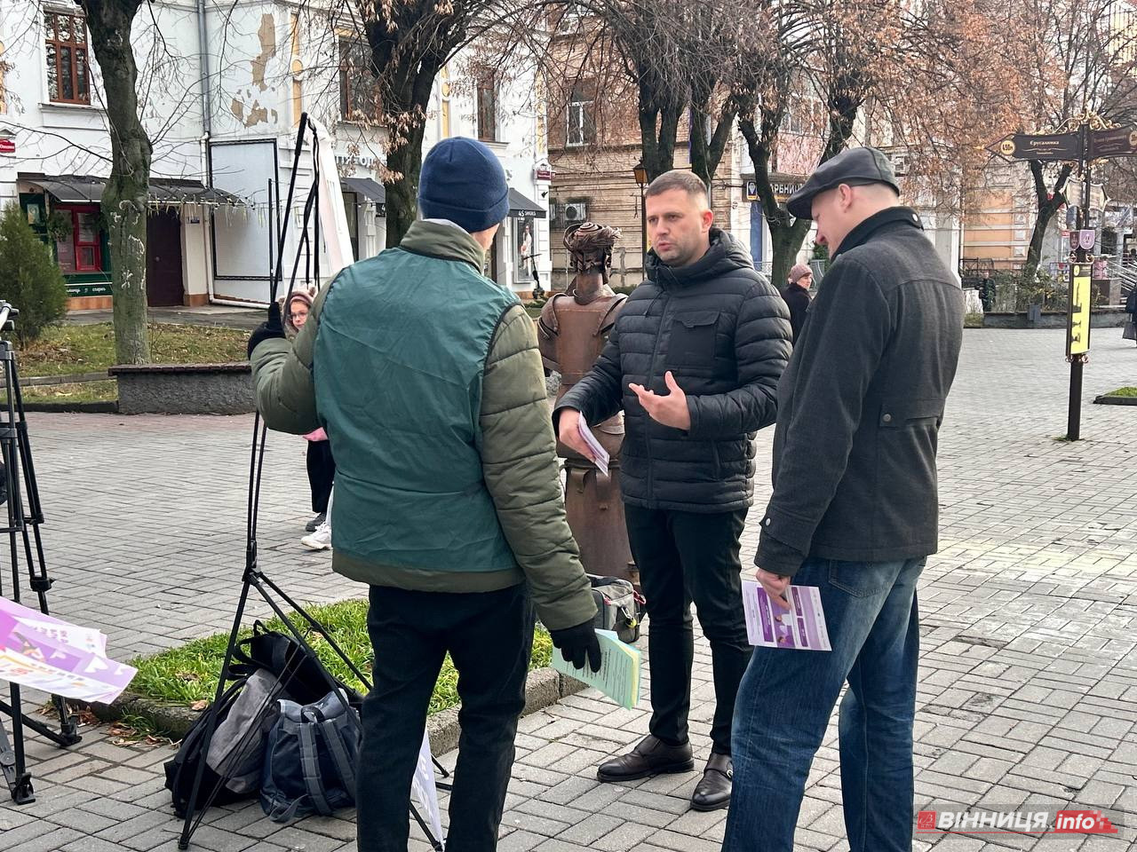 «Річ у тім»: акцію проти домашнього насильства провели правоохоронці у Вінниці - фото 10