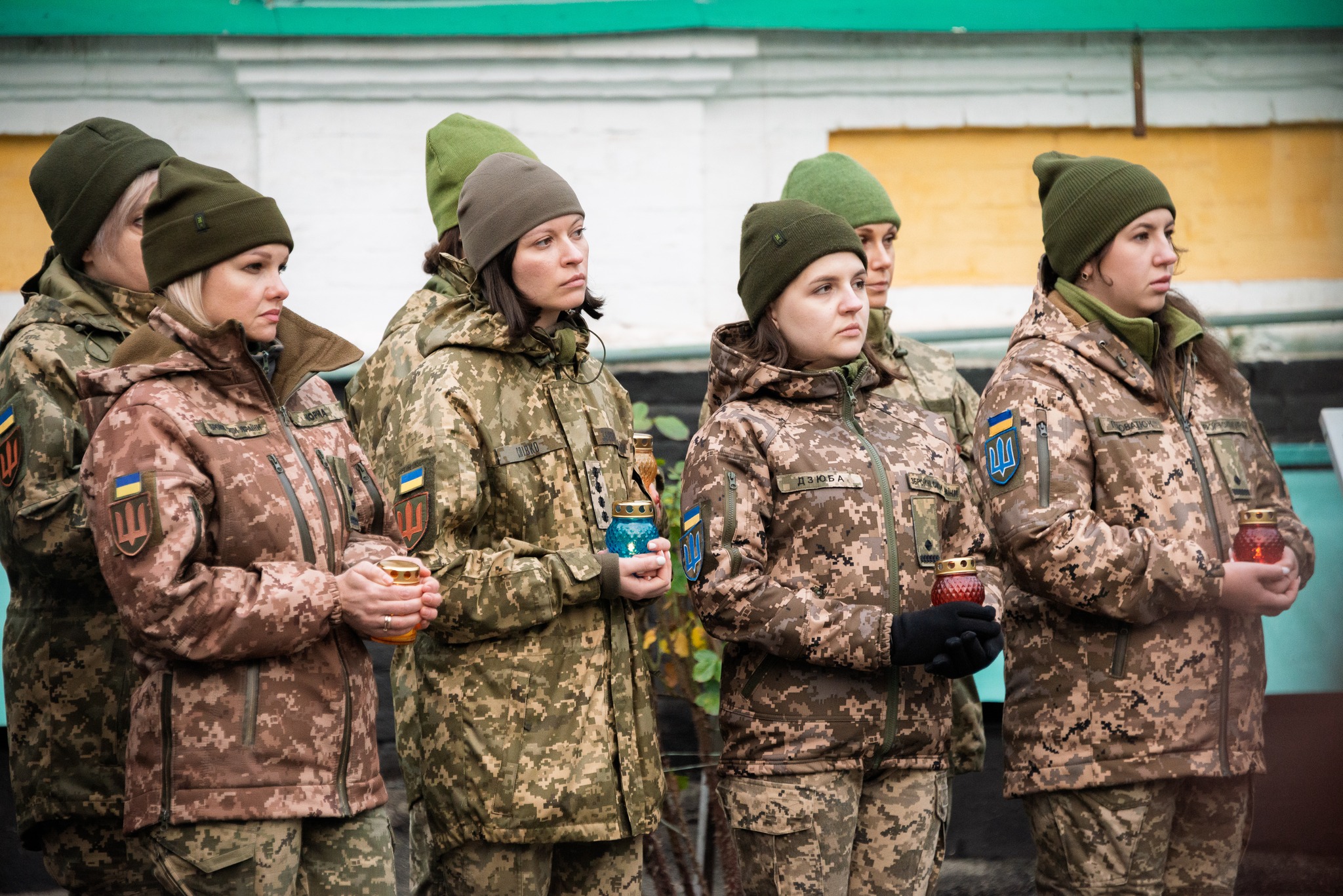 На території Лаври висадили тюльпанове дерево в пам’ять про жінок, які загинули за Україну - фото 2