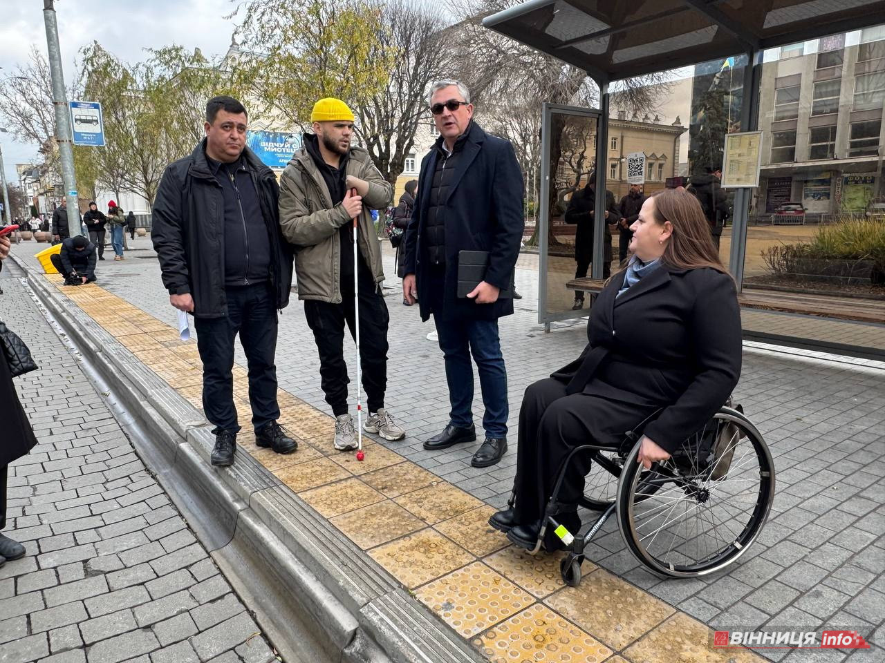 У Вінниці ветеран перевірив безбар’єрність маршруту в місті